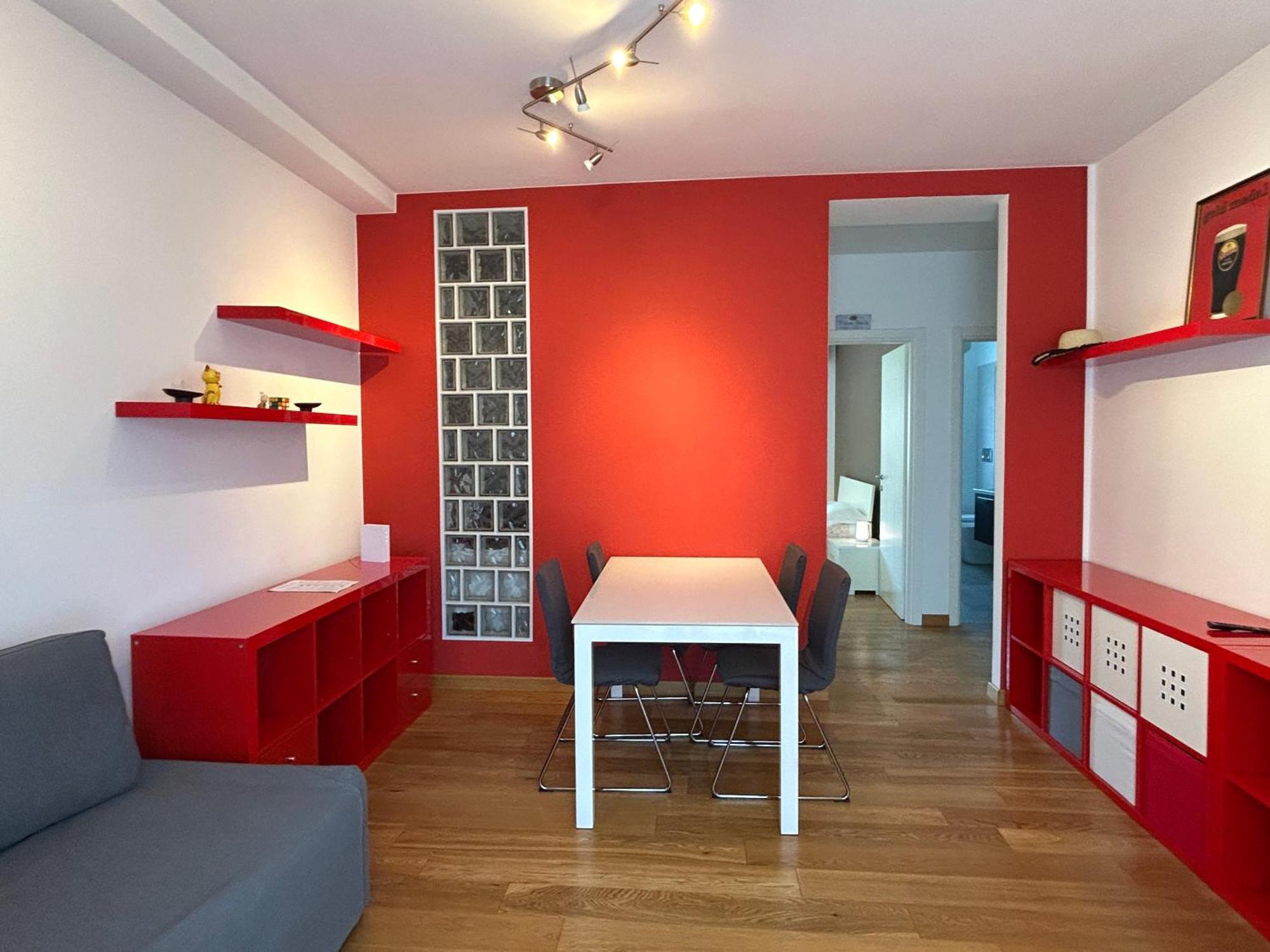 Comfortable Apartment In The Heart Of Lecco Extérieur photo